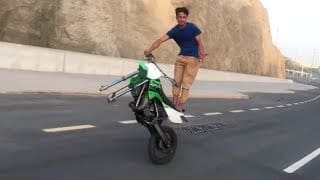 2018 EPIC MOTO MOMENTS Vol 66 1 MKRNXz