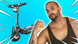 CETTE TROTTINETTE EST-ELLE PLUS RAPIDE QU'UNE VOITURE ? COURSE DE 10KM EN VILLE ! 1