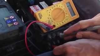 Tuto régler un problème électrique dans sa voiture ne recharge plus la batterie 1 VhNIPT