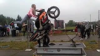 2018 EPIC MOTO MOMENTS Vol 87 1 3wL8Fi