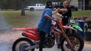 2018 EPIC MOTO MOMENTS Vol 107 1 Ae7TUe