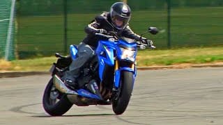 Suzuki GSX-S 1000 : Une moto pour vitaminer les vieux !! - VIDEO LUC MOTOS (English Subtitles) 1 E5X4AW
