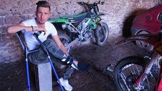 JE NE PEUX PLUS FAIRE DE MOTO ! 1 RskVll