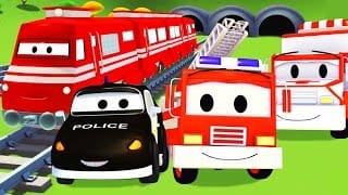 La Super Patrouille: camion de pompier et voiture de police, avec le Train et l'Ambulance à Car City 1 rWIiEC