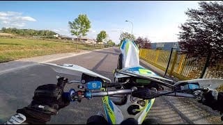 BAVETTE AVEC LA MOTO DE RUPTURE ! đ„ 1 14GPt5