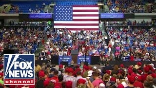 Trump holds 'Make America Great Again' rally in PA 1 CFYBAj