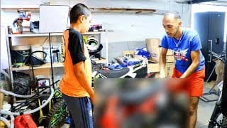 VOICI ENFIN LA NOUVELLE MOTO CROSS DE MOMO 1 E36Mwi