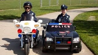 Sidewalk Cops 3 - The Litterer 1 pbRz1N