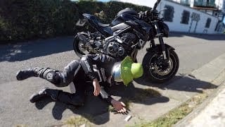 LA MOTO C'EST DANGEREUX !? COMMENT CONVAINCRE VOS PARENTS ! 1